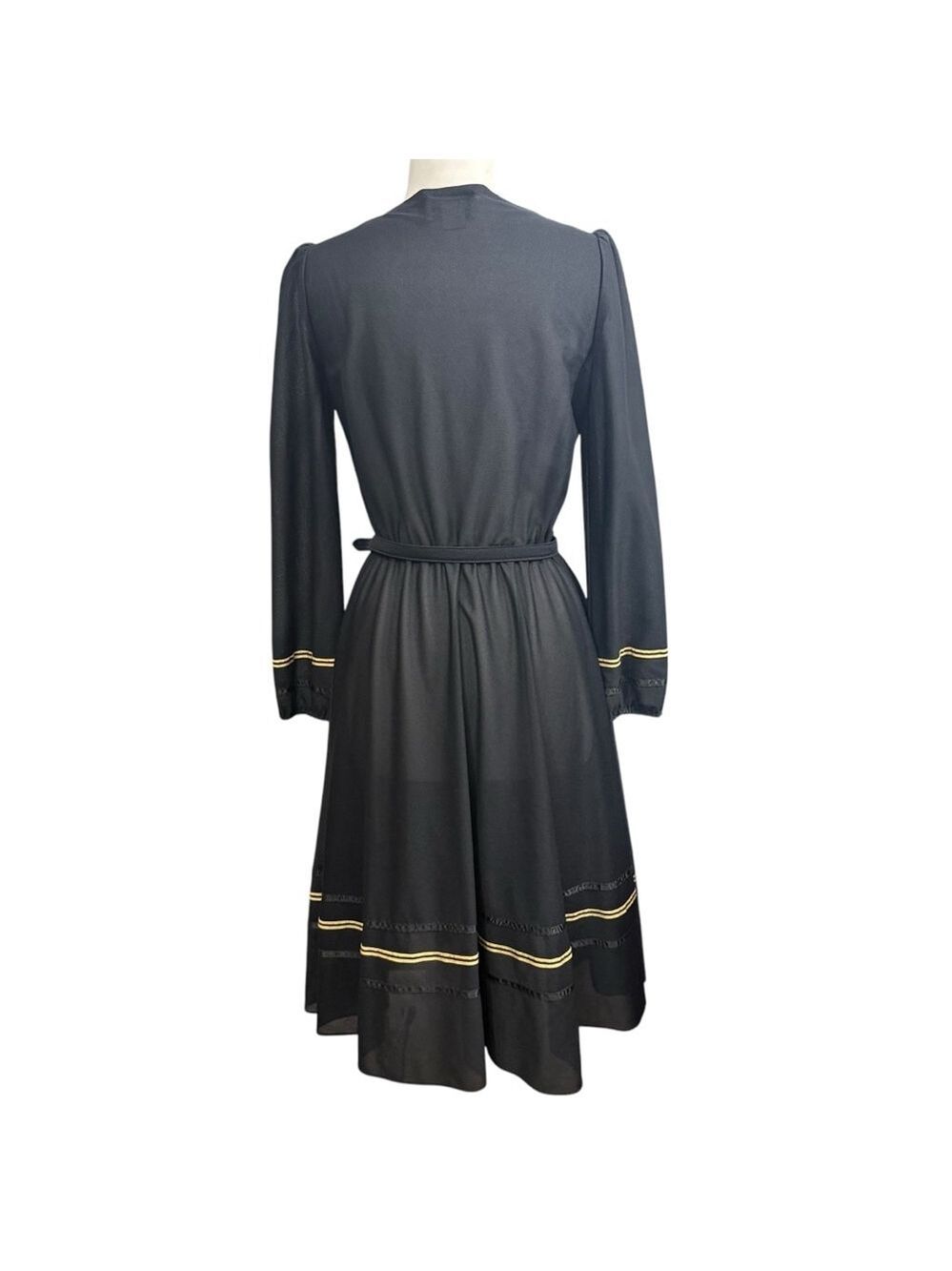 Vintage Melissa Lane Dress, Tag Shows Size 12 But Measures like a Small - Picture 6 of 9